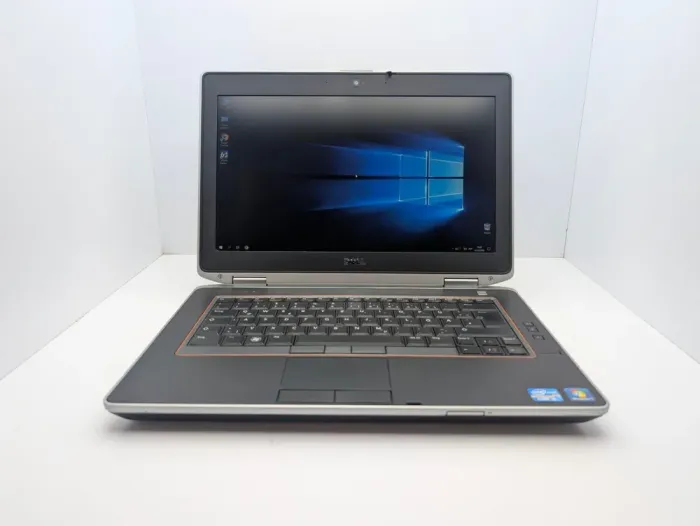 Ноутбук Dell Latitude E6420 / 14" (1366x768) TN / Intel Core i5-2410M (2 (4) ядра по 2.3 - 2.9 GHz) / 6 GB DDR3 / 128 GB SSD / Intel HD Graphics 3000 / WebCam б/в - зображення 2