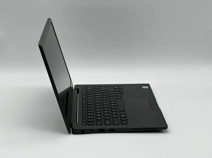 Ультрабук Dell Latitude 7400 / 14" (1920x1080) IPS / Intel Core i5-8365U (4 (8) ядра по 1.6 - 4.1 GHz) / 16 GB DDR4 / 250 GB SSD / Intel UHD Graphics 620 / WebCam б/в - зображення 4