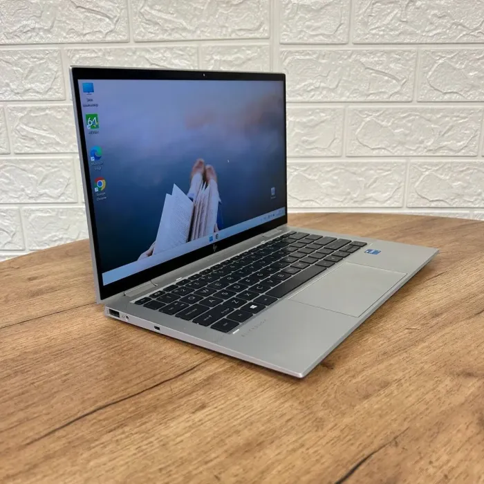 Ультрабук-трансформер HP EliteBook x360 1030 G8 / 13.3" (1920x1080) IPS Touch / Intel Core i5-1135G7 (4 (8) ядра по 2.4 - 4.2 GHz) / 16 GB DDR4 / 256 GB SSD / Intel Iris Xe Graphics / WebCam б/в - зображення 4