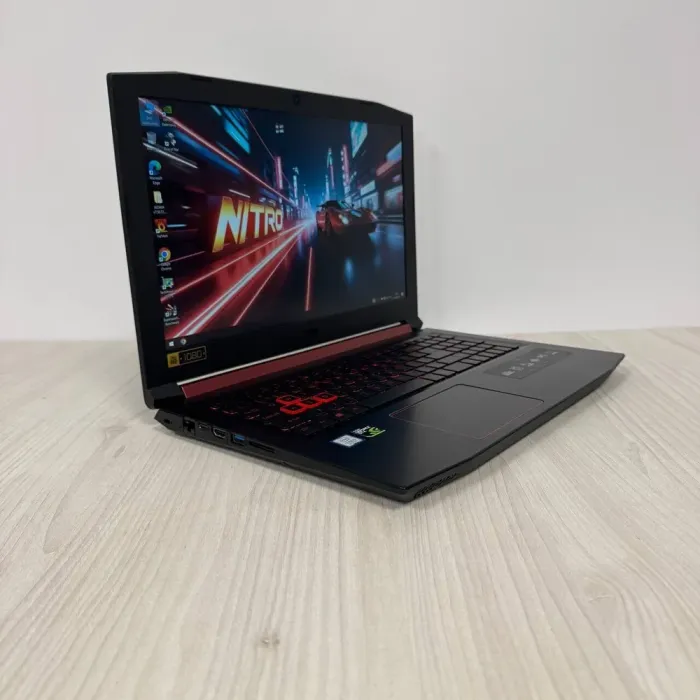 Ігровий ноутбук Acer Nitro 5 AN515-53 / 15.6" (1920x1080) IPS / Intel Core i5-8300H (4 (8) ядра по 2.3 - 4.0 GHz) / 16 GB DDR4 / 500 GB SSD / nVidia GeForce GTX 1050, 4 GB GDDR5, 128-bit / WebCam б/в - зображення 4
