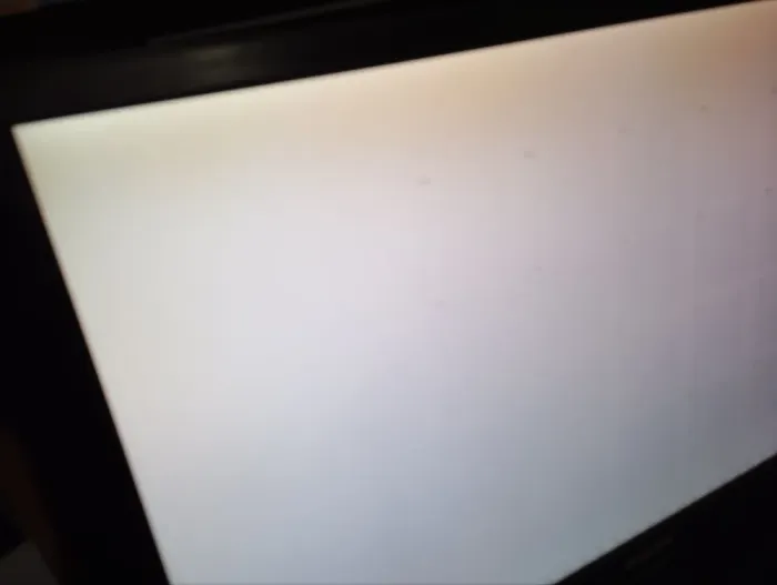 Комплект ПК Б-клас: Acer Veriton X2632G SFF / Intel Core i3-4150 (2 (4) ядра по 3.5 GHz) / 8 GB DDR3 / 320 GB HDD / Intel HD Graphics 4400 / DVD-RW + Монітор Philips 223V5L / 22" (1920x1080) TN / 1x VGA / VESA 100x100 б/в - зображення 15