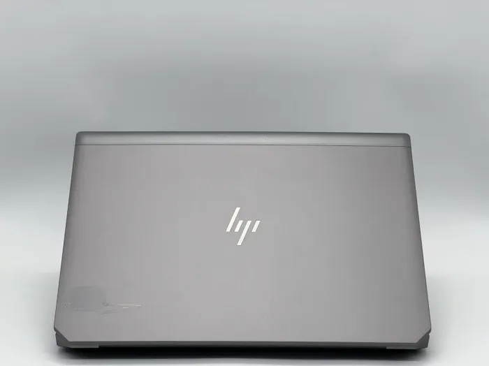 Мобільна робоча станція HP ZBook 15 G5 / 15.6" (1920x1080) IPS / Intel Xeon E-2176M (6 (12) ядер по 2.7 - 4.4 GHz) / 16 GB DDR4 / 512 GB SSD / nVidia Quadro P1000, 4 GB GDDR5, 128-bit / WebCam б/в - зображення 5