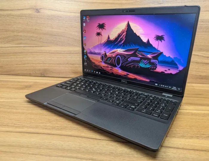 Ультрабук Б-клас Dell Latitude 5501 / 15.6" (1920x1080) IPS / Intel Core i5-9400H (4 (8) ядра по 2.5 - 4.3 GHz) / 16 GB DDR4 / 480 GB SSD / Intel UHD Graphics 630 / WebCam / Windows 10 б/в - зображення 5