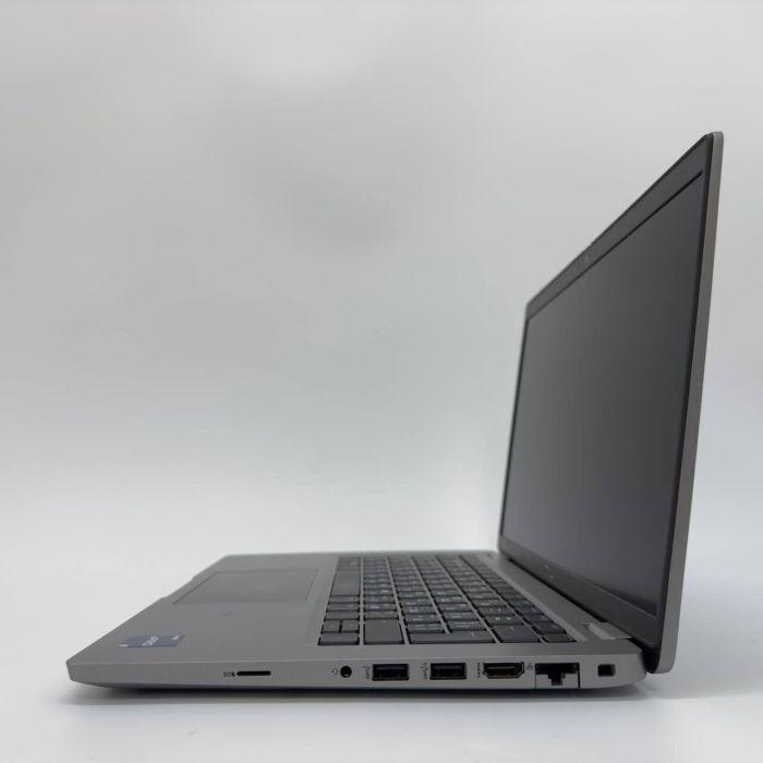 Ультрабук Dell Latitude 5430 / 14" (1920x1080) IPS / Intel Core i5-1245U (10 (12) ядер по 1.6 - 4.4 GHz) / 16 GB DDR4 / 256 GB SSD M.2 / Intel Iris Xe Graphics / WebCam б/в - зображення 5