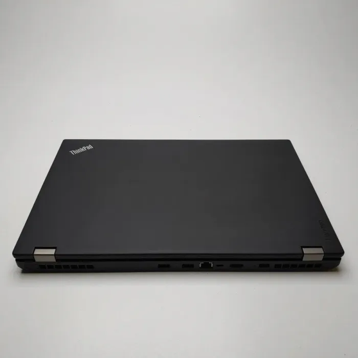 Робоча станція Lenovo ThinkPad P50 / 15.6" IPS / Core i7-6700HQ (4(8) ядра по 2.6-3.5 GHz) / 8GB DDR4 / 250GB SSD / Quadro M1000M, 2GB GDDR5, 128-bit / WebCam /Win 10 Pro б/в - зображення 3