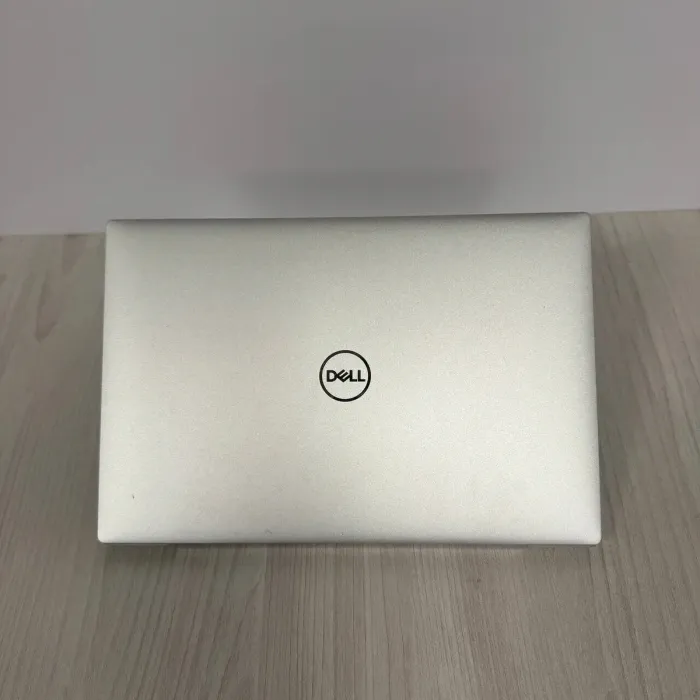 Ультрабук Dell XPS 13 9360 / 13.4" (1920x1200) IPS / Intel Core i5-1035G1 (4 (8) ядра по 1.0 - 3.6 GHz) / 8 GB DDR4 / 256 GB SSD NVMe / Intel UHD Graphics / WebCam б/в - зображення 3