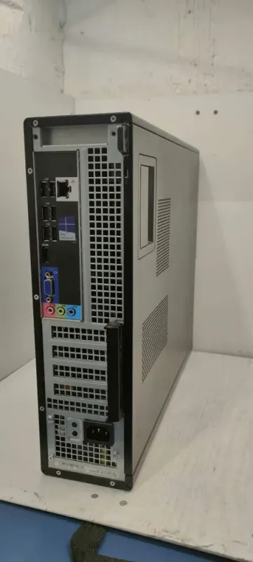 Комп'ютер Dell / Intel Core i7-2600K (4 (8) ядра по 3.4 - 3.8 GHz) / 8 GB DDR3 / 500 GB HDD / Intel HD Graphics 3000 / DVD-ROM б/в - зображення 3