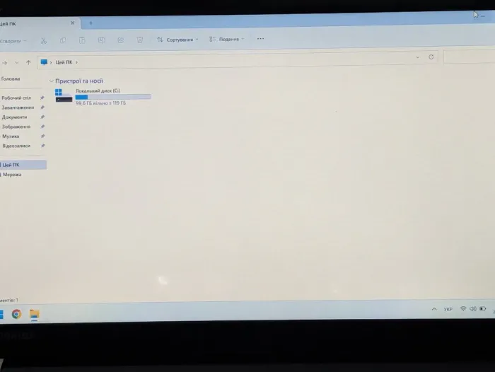 Ноутбук Б-клас Toshiba Tecra Z40-A-187 / 14" (1366x768) TN / Intel Core i5-4310U (2 (4) ядра по 2.0 - 3.0 GHz) / 8 GB DDR3 / 128 GB SSD / Intel HD Graphics 4400 / WebCam / VGA б/в - зображення 3