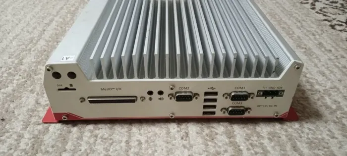 Промисловий ПК Neousys Nuvo-5000LP / Intel Core i7-6700TE (4 (8) ядра по 2.4 - 3.4 GHz) / 8 GB DDR4 / 120 GB SSD / Intel HD Graphics 530 б/в - зображення 3