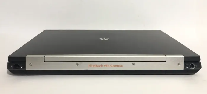 Мобільна робоча станція HP EliteBook 8560w / 15.6" (1920x1080) TN / Intel Core i7-2620M (2 (4) ядра по 2,7 - 3,4 ГГц) / 8 ГБ DDR3 / 240 ГБ SSD / nVidia Quadro 2000M, 2 ГБ DDR3, 128-біт / DVD-ROM б/в - зображення 2