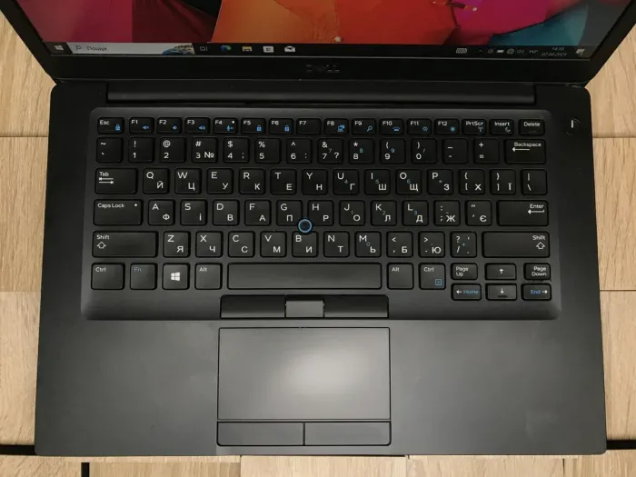 Ноутбук Dell Latitude 7490 / 14" (1920x1080) IPS / Intel Core i5-8350U (4 (8) ядра по 1.7 - 3.6 GHz) / 8 GB DDR4 / 256 GB SSD M.2 / Intel UHD Graphics 620 / WebCam / USB 3.1 / HDMI / Windows 10 б/в - зображення 4