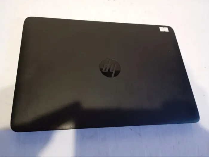 Ноутбук Б-клас HP EliteBook 840 G1 / 14" (1366x768) TN / Intel Core i5-4300U (2 (4) ядра по 1.9 - 2.9 GHz) / 8 GB DDR3 / 256 GB SSD / AMD Radeon HD 8500M, 1 GB DDR3, 64-bit / WebCam б/в - зображення 4