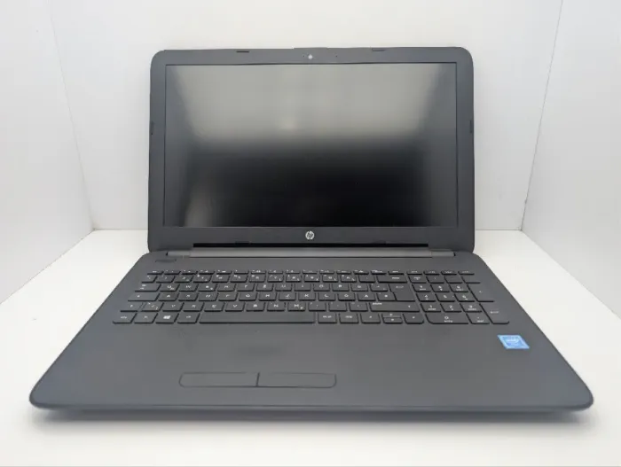 Ноутбук HP 15 ac154ng / 15.6" (1920x1080) IPS / Intel Celeron N3060 (2 ядра по 1.6 - 2.48 GHz) / 8 GB DDR3 / 120 GB SSD / Intel Graphics / WebCam / DVD-ROM б/в - зображення 3