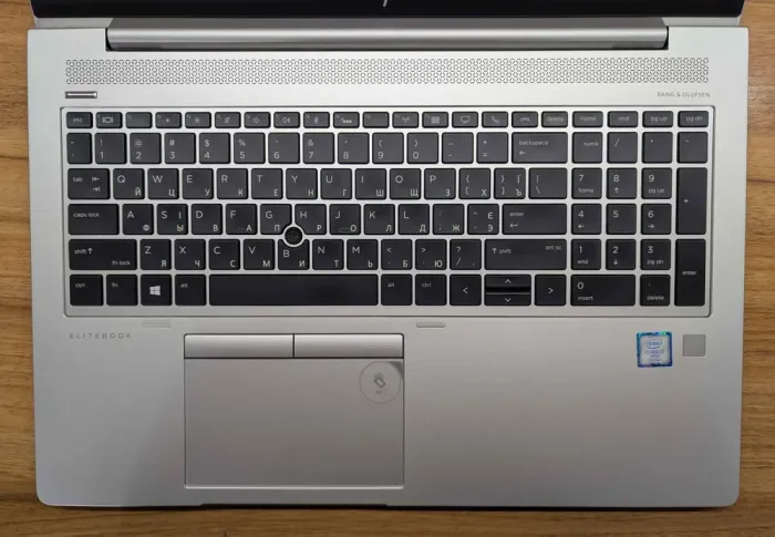 Ультрабук HP EliteBook 850 G5 / 15.6" (1920x1080) IPS / Intel Core i7-7600U (2 (4) ядра по 2.8 - 3.9 GHz) / 16 GB DDR4 / 512 GB SSD / Intel HD Graphics 620 / WebCam / TouchID / Windows 10 б/в - зображення 3