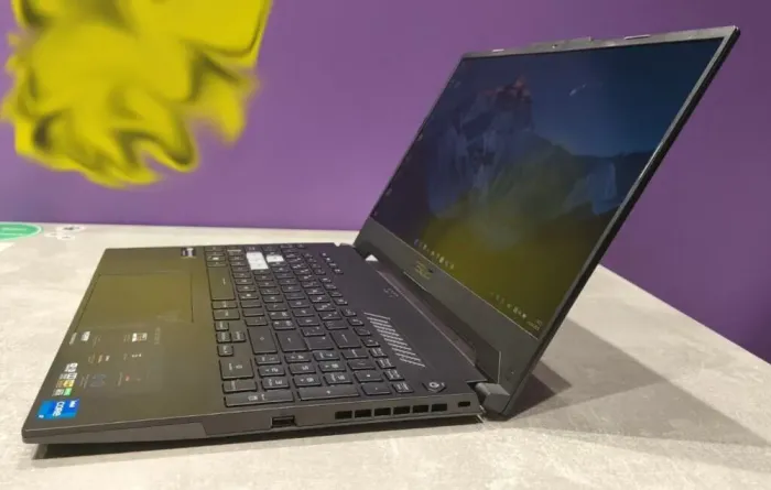 Ігровий ноутбук Asus TUF Dash F15 FX517ZM-HN003W / 15.6" (1920x1080) IPS / Intel Core i7-12650H (10 (16) ядер по 3.5 - 4.7 GHz) / 16 GB DDR4 / 1000 GB SSD / nVidia GeForce RTX 3060, 6 GB GDDR6, 192-bit / WebCam б/в - зображення 5