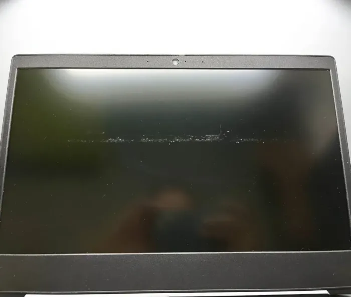 Ультрабук Б-клас Lenovo IdeaPad 3 14ITL05 / 14" (1920x1080) TN / Intel Core i3-1115G4 (2 (4) ядра по 1.7 - 4.1 GHz) / 8 GB DDR4 / 120 GB SSD / Intel UHD Graphics / WebCam б/в - зображення 3