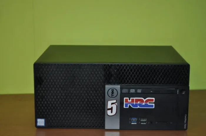 Комп'ютер Dell OptiPlex 7040 Tower / Intel Core i5-6500 (4 ядра по 3,2-3,6 ГГц) / 32 ГБ DDR4 / 500 ГБ SSD / Intel HD Graphics 530 / DVD-ROM б/в - зображення 2