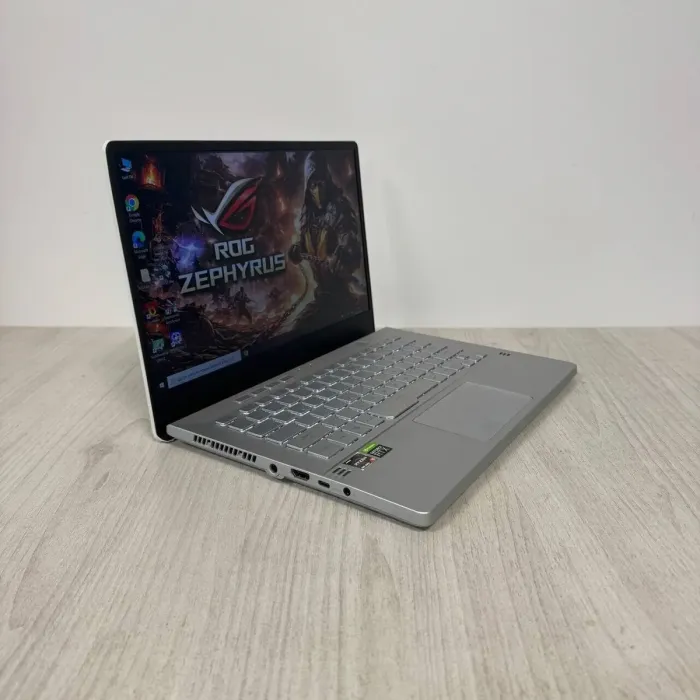 Ігровий ультрабук Б-класу Asus ROG Zephyrus G14 GA401IV / 14" (1920x1080) IPS / AMD Ryzen 9 4900HS (8 (16) ядер по 3,0 - 4,3 ГГц) / 16 ГБ DDR4 / 512 ГБ SSD NVMe / nVidia GeForce RTX 2060 Max-Q, 6 ГБ GDDR6, 192-біт б/в - зображення 4