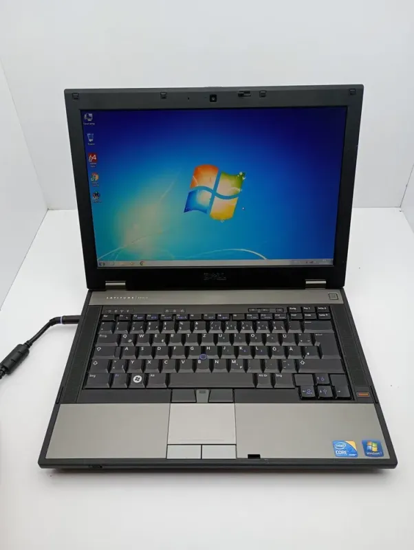 Ноутбук Dell E5410 / 14" (1280x800) TN / Intel Core i5-540M (2 (4) ядра по 2.53 - 3.07 GHz) / 4 GB DDR3 / 320 GB HDD / Intel HD Graphics / WebCam / Без АКБ б/в - зображення 2