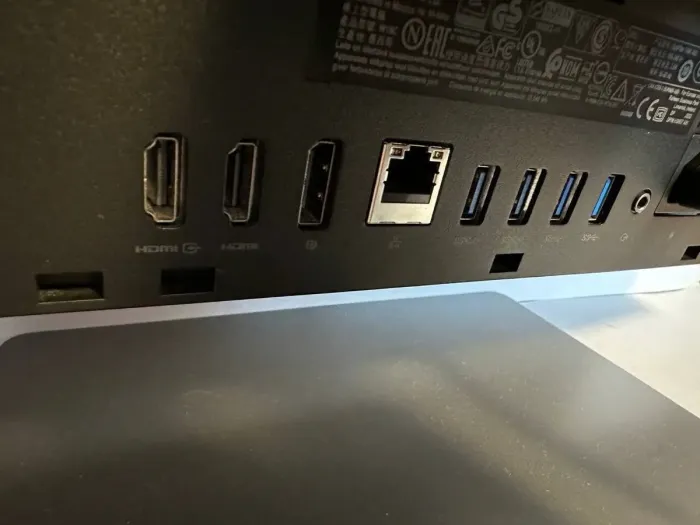 Моноблок Б-клас Dell Optiplex 7460 AIO / 23" (1920x1080) TN Touch / Intel Core i5-8500 (6 ядер по 3.0 - 4.1 ГГц) / 16 ГБ DDR4 / 512 ГБ SSD / Intel UHD Graphics 630 / WebCam б/в - зображення 4