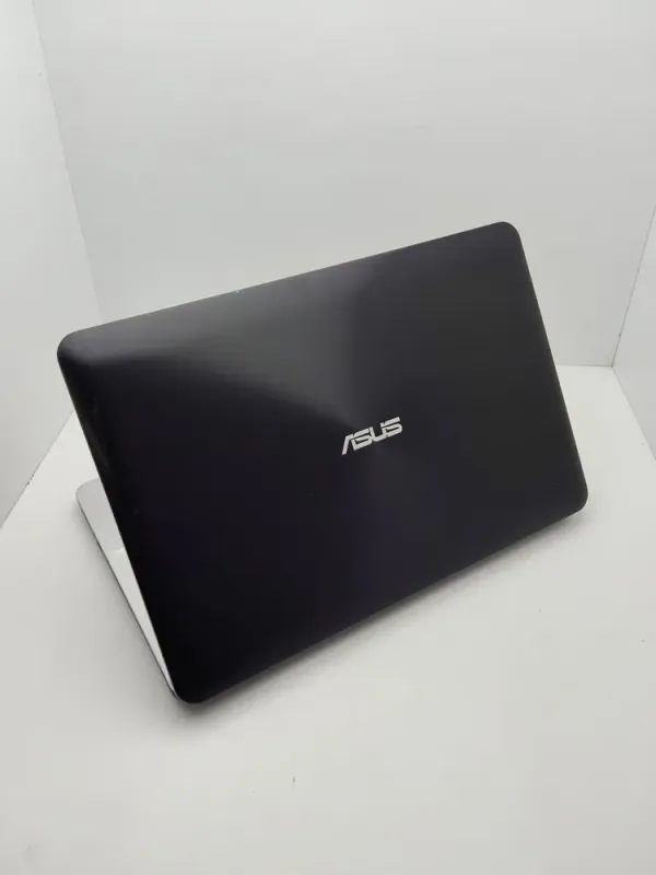 Ноутбук Asus X555 / 15.6" (1366x768) TN / Intel Core i5-5200U (2 (4) ядра по 2.2 - 2.7 GHz) / 8 GB DDR3 / 120 GB SSD / Intel HD Graphics 5500 / WebCam б/в - зображення 6