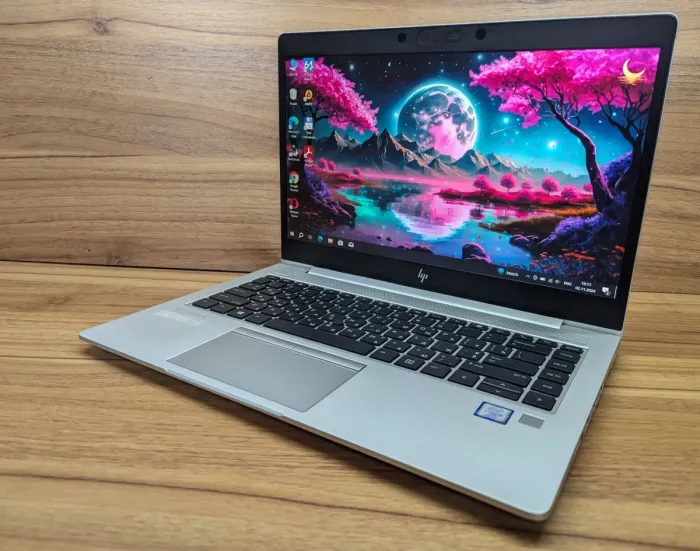 Ультрабук HP EliteBook 840 G5 / 14" (1920x1080) IPS / Intel Core i5-8350U (4 (8) ядра по 1.7 - 3.6 GHz) / 16 GB DDR4 / 512 GB SSD / Intel UHD Graphics 620 / TouchID / WebCam / Windows 10 б/в - зображення 5