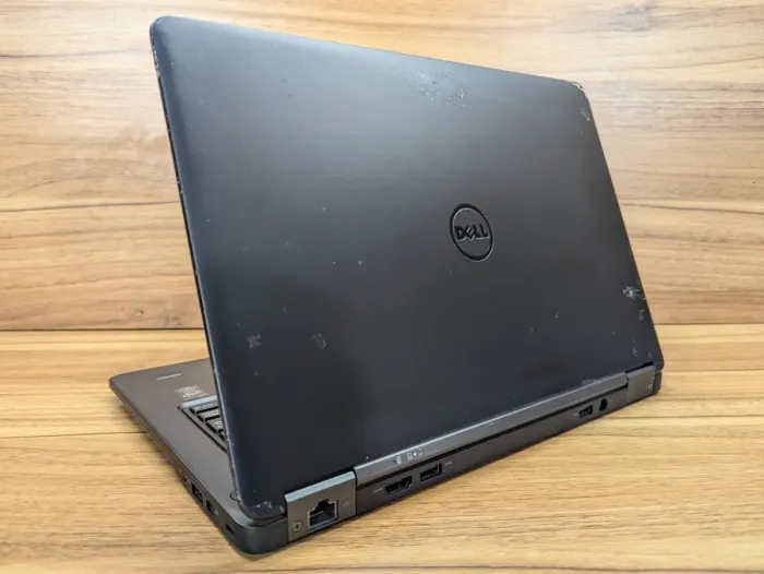 Нетбук Б-клас Dell Latitude E7250 / 12.5" (1366x768) TN / Intel Core i7-5600U (2 (4) ядра по 2.6 - 3.2 GHz) / 8 GB DDR3 / 256 GB SSD / Intel HD Graphics 5500 / WebCam / Fingerprint / Windows 10 б/в - зображення 7