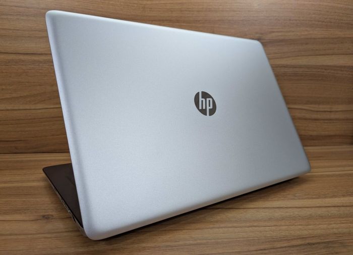 Ноутбук HP ENVY m7-n109dx / 17.3" (1920x1080) IPS / Intel Core i7-6500U (2 (4) ядра по 2.5 - 3.1 GHz) / 16 GB DDR4 / 480 GB SSD / nVidia GeForce 940M, 2 GB DDR3, 64-bit / WebCam / Windows 10 б/в - зображення 7