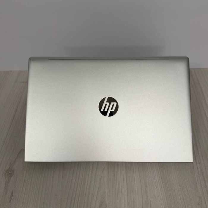 Ультрабук Б-клас HP ProBook 450 G8 / 15.6" (1920x1080) IPS / Intel Core i5-1135G7 (4 (8) ядра по 2.4 - 4.2 GHz) / 8 GB DDR4 / 256 GB SSD NVMe / Intel Iris Xe Graphics / WebCam б/в - зображення 3
