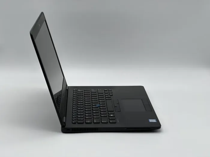 Ультрабук Dell Latitude E7470 / 14" (1920x1080) IPS / Intel Core i5-6300U (2 (4) ядра по 2.4 - 3.0 GHz) / 8 GB DDR4 / 120 GB SSD / Intel HD Graphics 520 / WebCam б/в - зображення 4