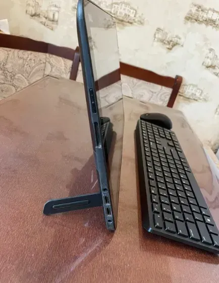 Моноблок Б-клас Dell XPS 18 1820 / 18" (1920x1080) IPS Touch / Intel Core i3-4030U (2 (4) ядра по 1.9 GHz) / 8 GB DDR3 / 128 GB SSD / Intel HD Graphics 4400 / WebCam б/в - зображення 4