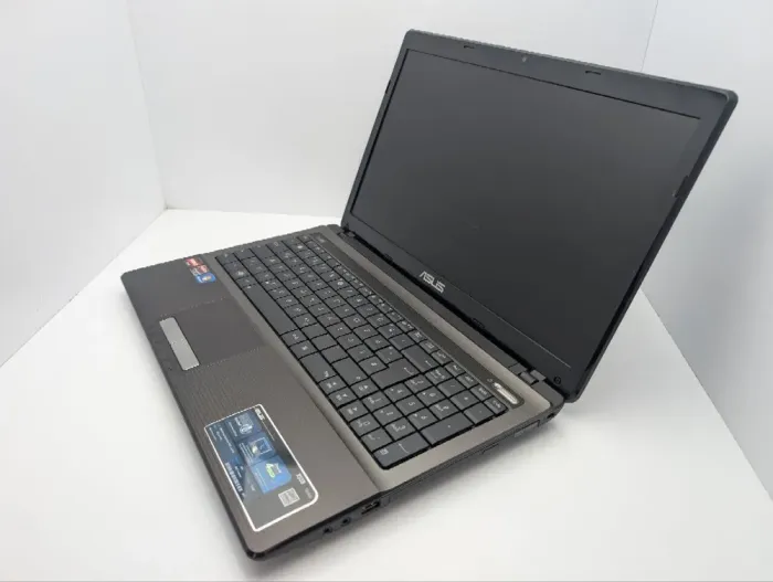 Ноутбук Asus X53B / 15.6" (1366x768) TN / AMD E-350 (2 ядра по 1.6 GHz) / 6 GB DDR3 / 120 GB SSD / AMD Radeon HD 6310 Graphics / WebCam / DVD-ROM б/в - зображення 7