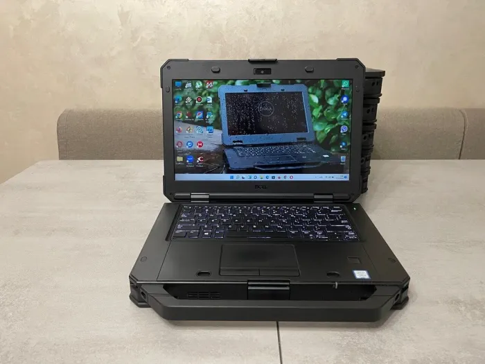 Захищений ноутбук Dell Latitude 5424 Rugged / 14" (1920x1080) IPS Touch / Intel Core i5-8350U (4 (8) ядра по 1.7 - 3.6 GHz) / 16 GB DDR4 / 256 GB SSD M.2 / Intel UHD Graphics 620 / WebCam / Fingerprint / Стилус б/в - зображення 2