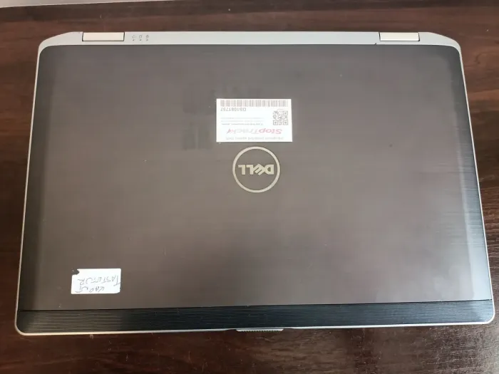 Ноутбук Dell Latitude E6530 / 15.6" TN / Core i5-3340M (2(4) ядер по 2.7-3.4 GHz) / 4GB DDR3 / 500GB HDD / HD Graphics 4000 / WebCam / VGA б/в - зображення 4