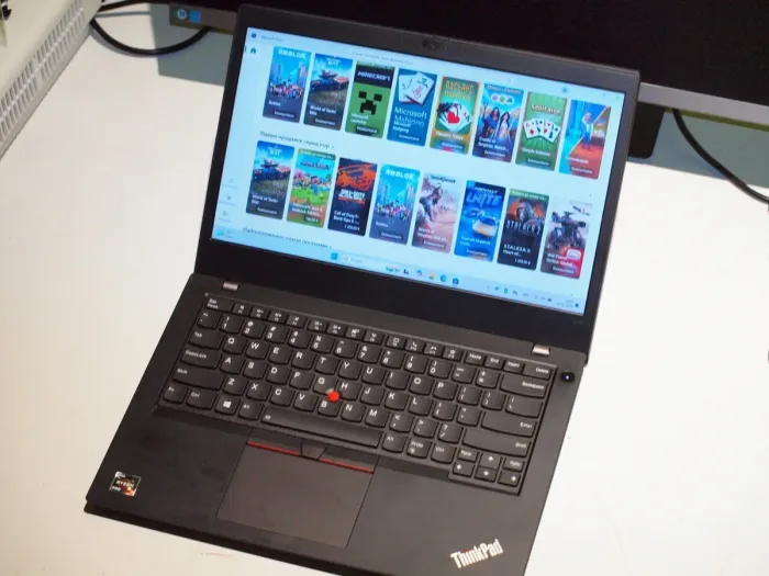 Ультрабук Lenovo ThinkPad L14 Gen 1 / 14" (1366х768) IPS / Ryzen 3 Pro 4450U (4 (8) ядра по 2.4 - 3.7 GHz) / 16 GB DDR4 / 240 GB SSD / AMD Radeon Graphics / WebCam б/в - зображення 3