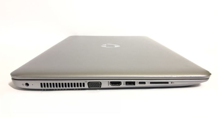 Ноутбук Б-клас HP ProBook 470 G4 / 17.3" (1920x1080) IPS / Intel Core i5-7200U (2 (4) ядра по 2.5 - 3.1 GHz) / 16 GB DDR4 / 256 GB SSD / nVidia GeForce 930MX, 2 GB DDR3, 64-bit / WebCam / DVD-ROM / Win 11 Pro б/в - зображення 4