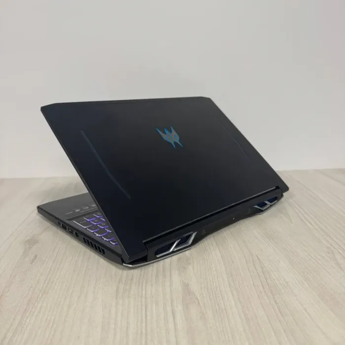 Ігровий ноутбук Acer Predator Helios 300 PH315-54 / 15.6" (1920x1080) IPS / Intel Core i9-11900H (8 (16) ядер по 2,5 - 4,9 ГГц) / 16 ГБ DDR4 / 512 ГБ SSD NVMe / nVidia GeForce RTX 3060, 6 ГБ GDDR6, 192-bit / WebCam б/в - зображення 6