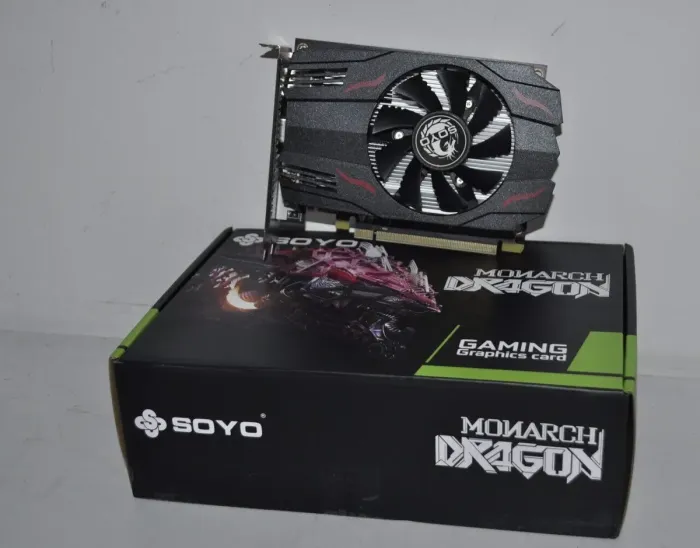 Дискретна відеокарта AMD Radeon RX 550, 4 GB GDDR5, 128-bit / DVI, HDMI, DisplayPort - зображення 2