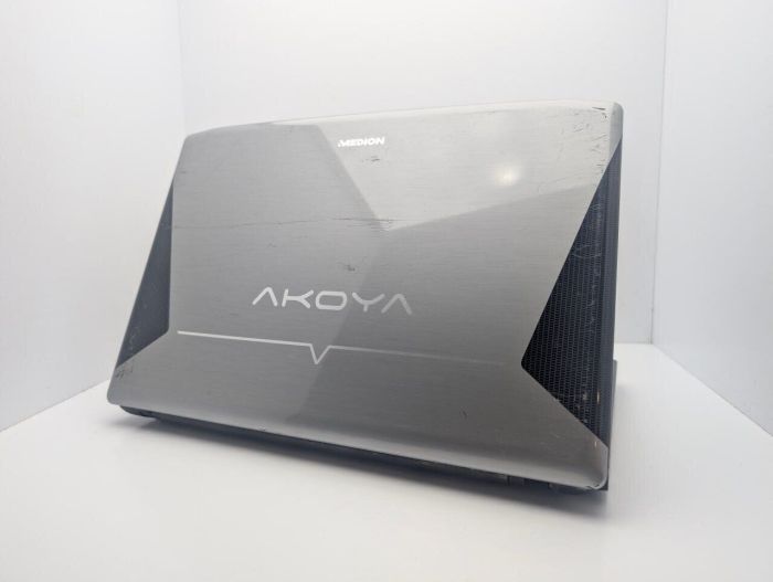 Ноутбук Medion Akoya P6630 / 15.6" (1366x768) TN / Intel Core i3-390M (2 (4) ядра по 2.66 GHz) / 6 GB DDR3 / 120 GB SSD / nVidia GeForce GT 540M, 1 GB GDDR3, 128-bit / WebCam б/в - зображення 8
