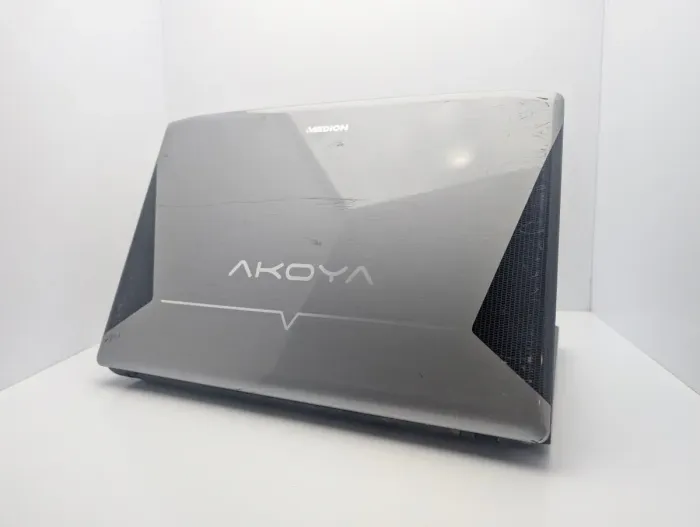 Ноутбук Medion Akoya P6630 / 15.6" (1366x768) TN / Intel Core i3-390M (2 (4) ядра по 2.66 GHz) / 6 GB DDR3 / 120 GB SSD / nVidia GeForce GT 540M, 1 GB GDDR3, 128-bit / WebCam б/в - зображення 8