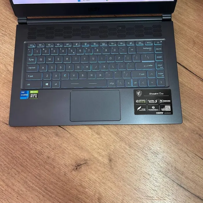 Ігровий ноутбук MSI Stealth 15M A11UEKV / 15.6" (1920x1080) IPS / Intel Core i7-11375H (4 (8) ядра по 3.0 - 5.0 GHz) / 16 GB DDR4 / 512 GB SSD / nVidia GeForce RTX 3060, 6 GB GDDR6, 192-bit / WebCam б/в - зображення 7