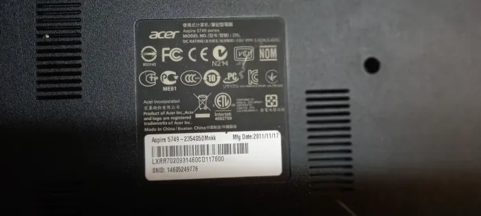 Ноутбук Б-класс Acer Aspire 5749 / 15.6" TN / Core i3-2350M (2(4) ядра по 2.3GHz) / 4GB DDR3 / 500GB HDD / HD Graphics 3000 / WebCam б/в - зображення 9