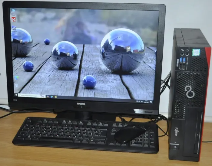 Комплект ПК: Fujitsu D757 E90 SFF / Intel Core i5-6500 (4 ядра по 3.2 - 3.6 GHz) / 8 GB DDR4 / 120 GB SSD + 320 GB HDD / Intel HD Graphics 530 / DVD-ROM + Монітор Б-клас BenQ BL2201PT / 22" (1680x1050) TN + Windows 11 Pro б/в - зображення 11
