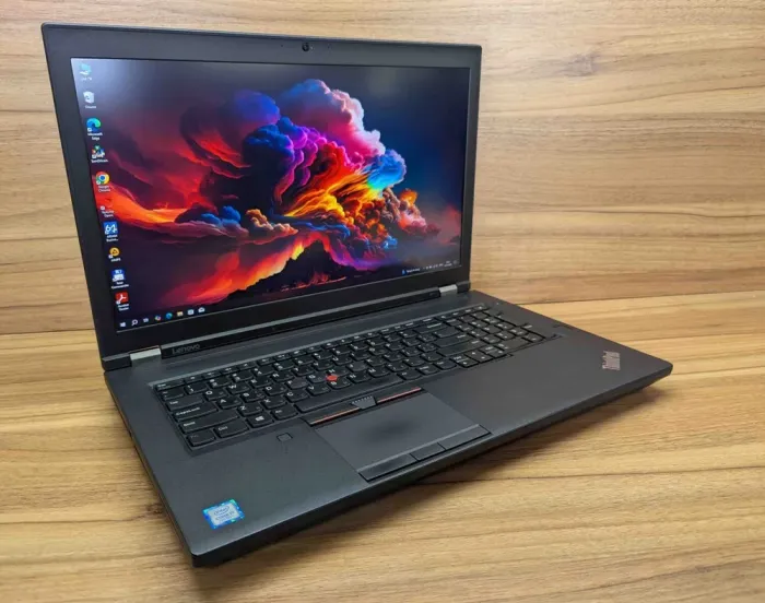 Мобільна робоча станція Lenovo ThinkPad P71 / 17.3" (1920x1080) IPS / Intel Core i7-7700HQ (4 (8) ядра по 2.8 - 3.8 GHz) / 32 GB DDR4 / 512 GB SSD / nVidia Quadro P3000, 6 GB GDDR5, 192-bit / WebCam / TouchID / Windows 10 б/в - зображення 4
