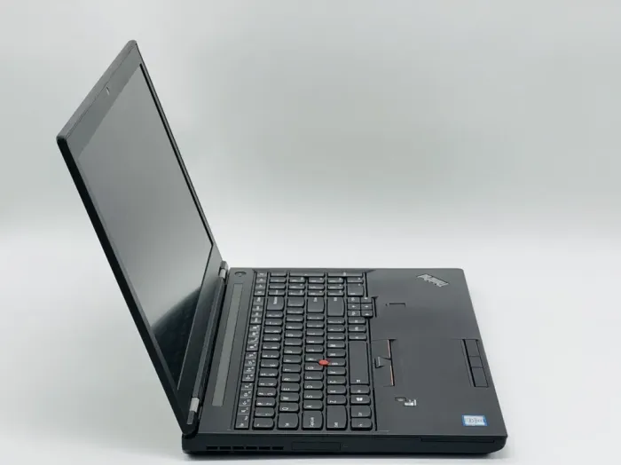 Мобільна робоча станція Lenovo ThinkPad P50 / 15.6" (3840x2160) IPS / Intel Core i7-6820HQ (4 (8) ядра по 2.7 - 3.6 GHz) / 32 GB DDR4 / 512 GB SSD / nVidia Quadro M2000M, 4 GB GDDR5, 128-bit / WebCam б/в - зображення 3