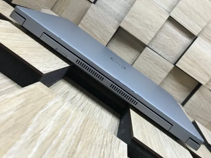 Ультрабук Б-клас Dell Latitude 5420 / 14" (1920x1080) IPS / Intel Core i5-1145G7 (4 (8) ядра по 2.6 - 4.4 GHz) / 8 GB DDR4 / 256 GB SSD / Intel Iris Xe Graphics / WebCam / HDMI / Windows 10 б/в - зображення 7