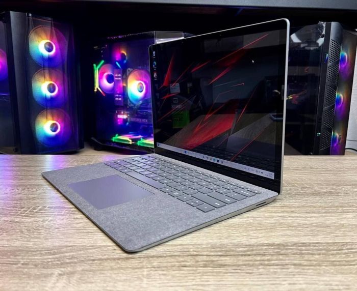 Ультрабук Microsoft Surface Laptop 3 / 13.5" (2256x1504) IPS Touch / Intel Core i7-1065G7 (4 (8) ядра по 1.3 - 3.9 GHz) / 16 GB DDR4 / 256 GB SSD / Intel Iris Plus Graphics / WebCam б/в - зображення 5