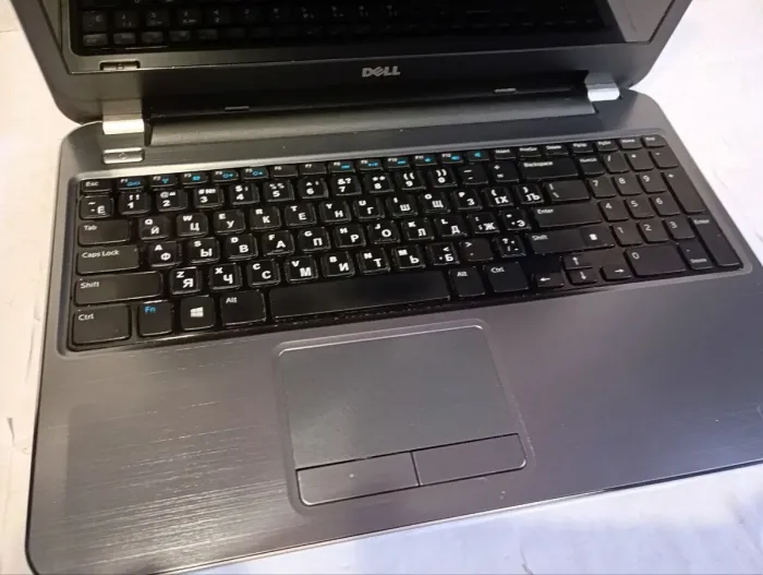 Ноутбук Б-клас Dell Inspiron 5521 / 15.6" (1366x768) TN / Intel Core i7-3537U (2 (4) ядра по 2.0 - 3.1 GHz) / 8 GB DDR3 / 128 GB SSD / Intel HD Graphics 4000 / WebCam / DVD-RW б/в - зображення 7