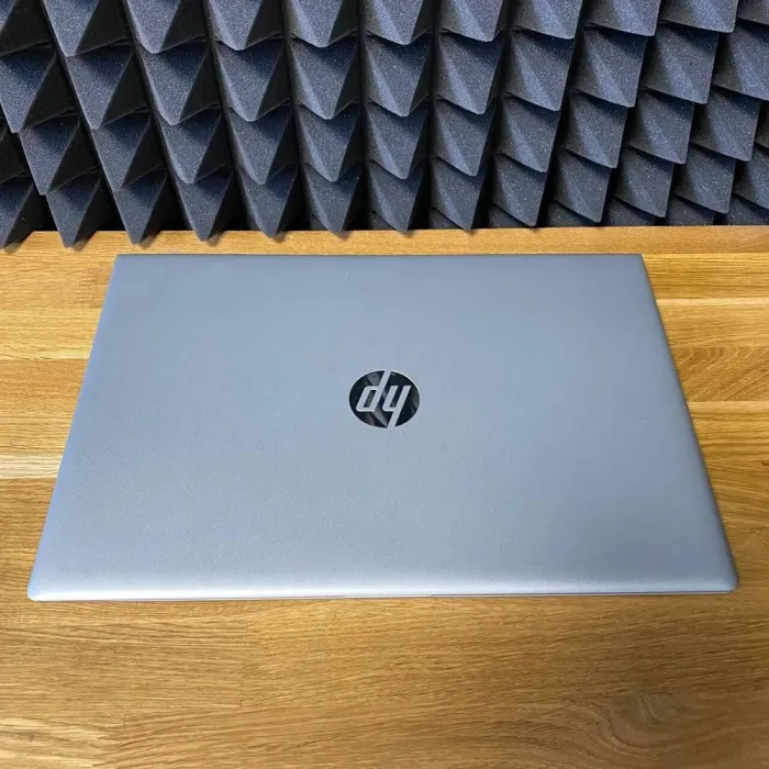 Ноутбук HP ProBook 650 G4 / 15.6" (1920x1080) IPS / Intel Core i5-8250U (4 (8) ядра по 1.6 - 3.4 GHz) / 16 GB DDR4 / 256 GB SSD + 320 GB HDD / Intel HD Graphics 620 / WebCam б/в - зображення 7