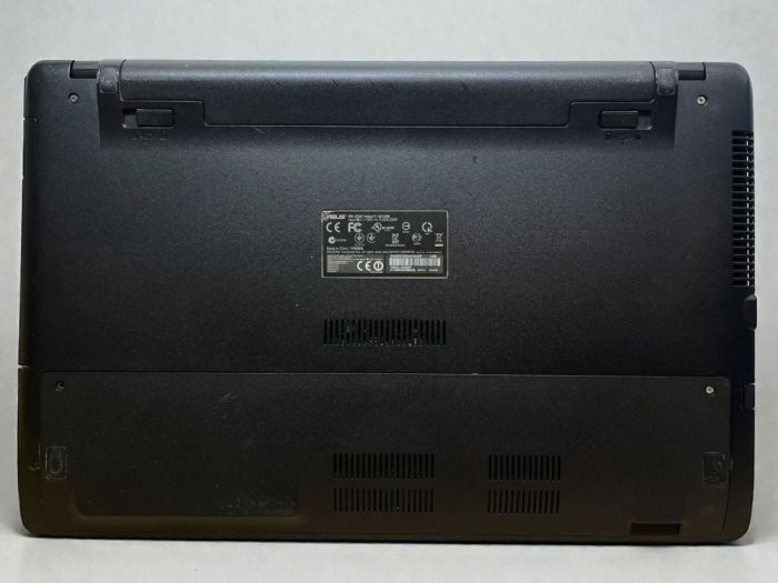 Ноутбук Б-клас Asus X552C / 15,6" (1366x768) TN / Intel Pentium 2117U (2 ядра по 1,8 ГГц) / 8 ГБ DDR3 / 120 ГБ SSD / Intel HD Graphics / WebCam б/в - зображення 4